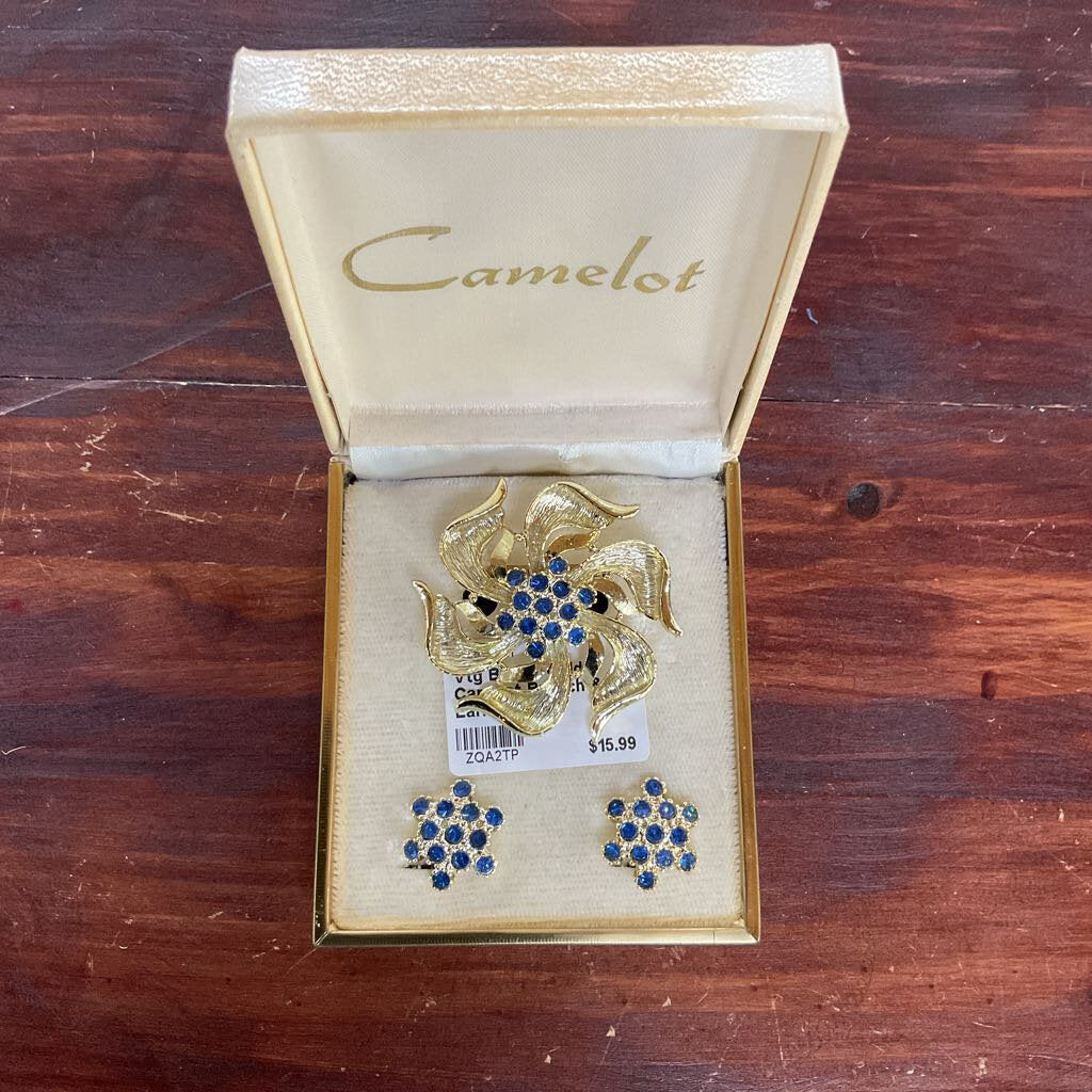 VINTAGE BLUE & GOLD CAMELOT BROOCH & CLIP EARRINGS-Thriftique Marketplace