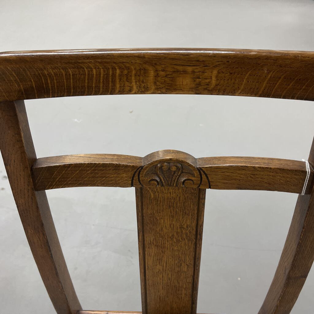 VINTAGE ACCENT CHAIR