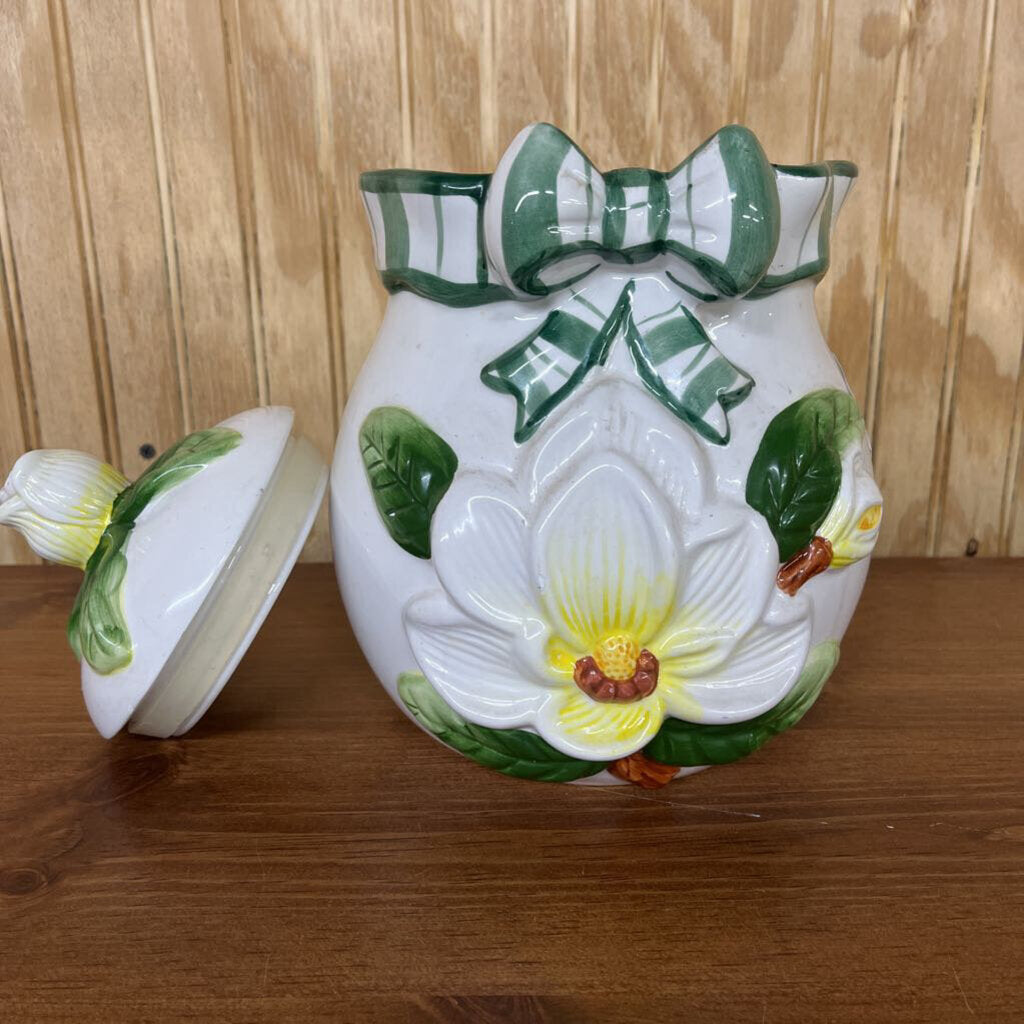 MAGNOLIA WITH BOW COOKIE JAR