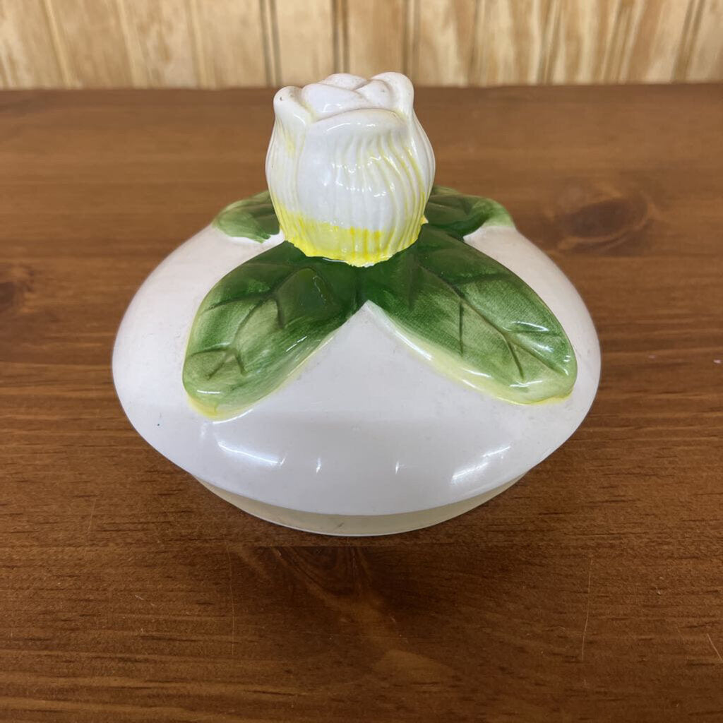 MAGNOLIA WITH BOW COOKIE JAR