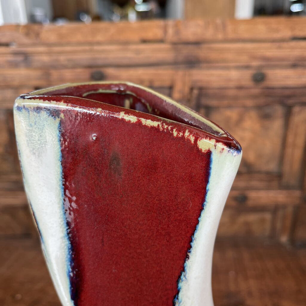 QUIRKY MARBLED CERAMIC VASE