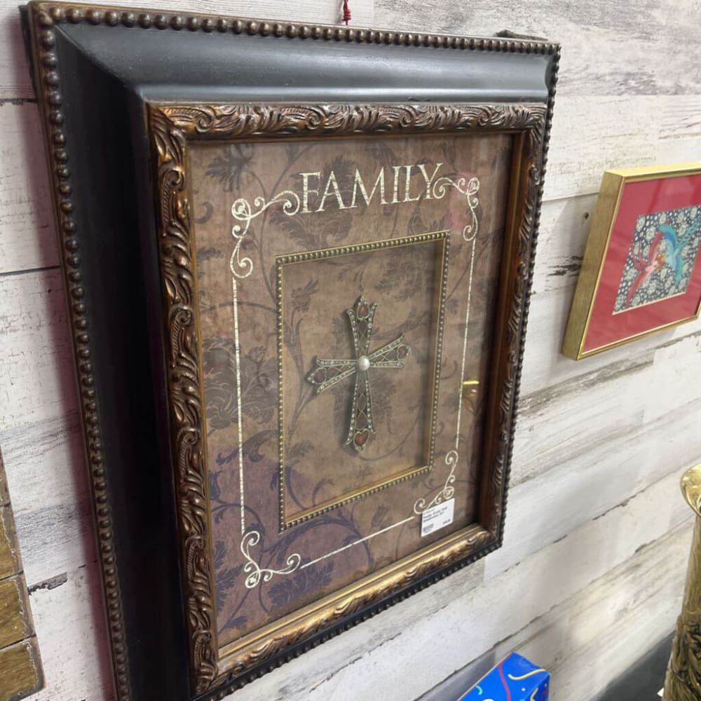 FAMILY CROSS WALL SHADOWBOX ART