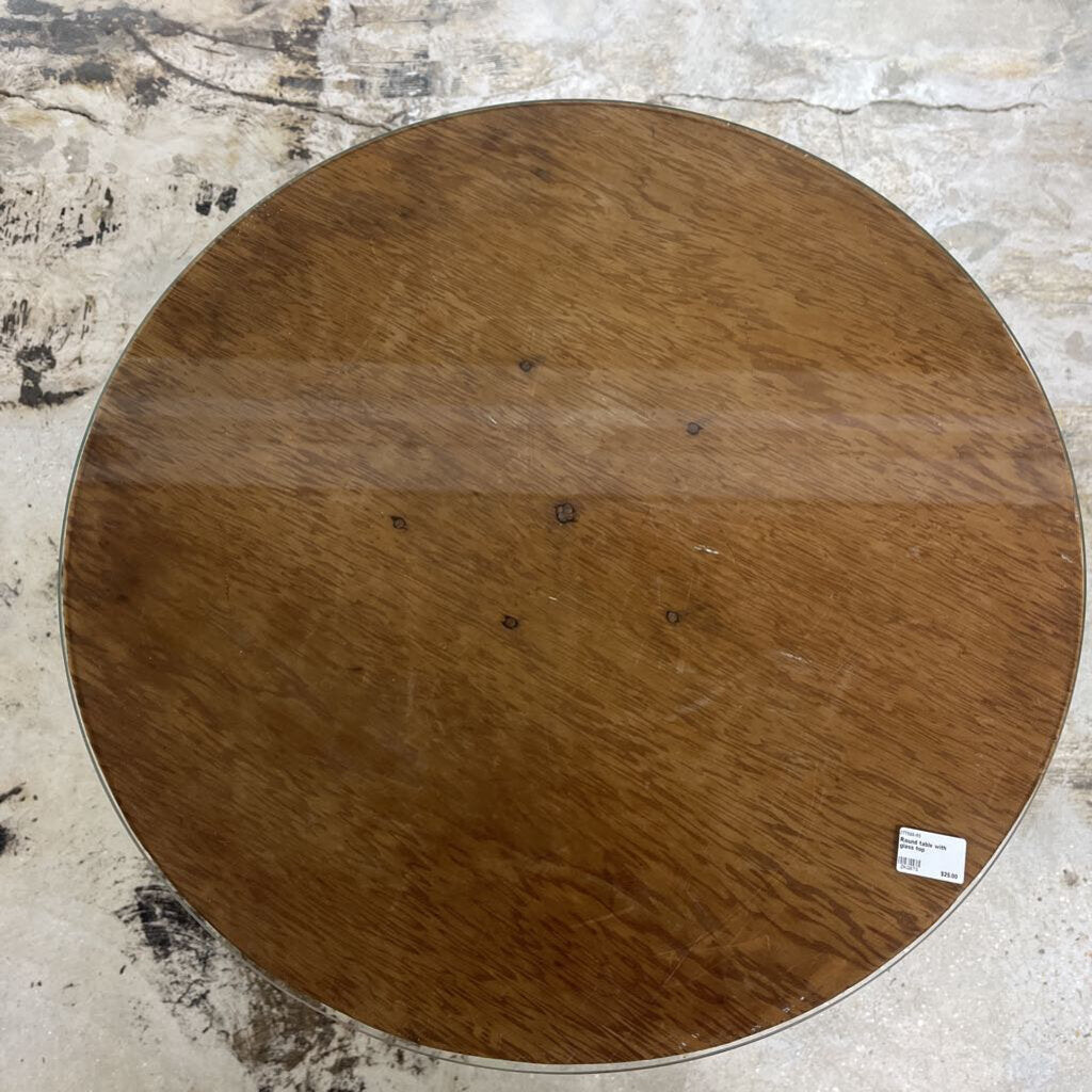 ROUND TABLE WITH GLASS TOP