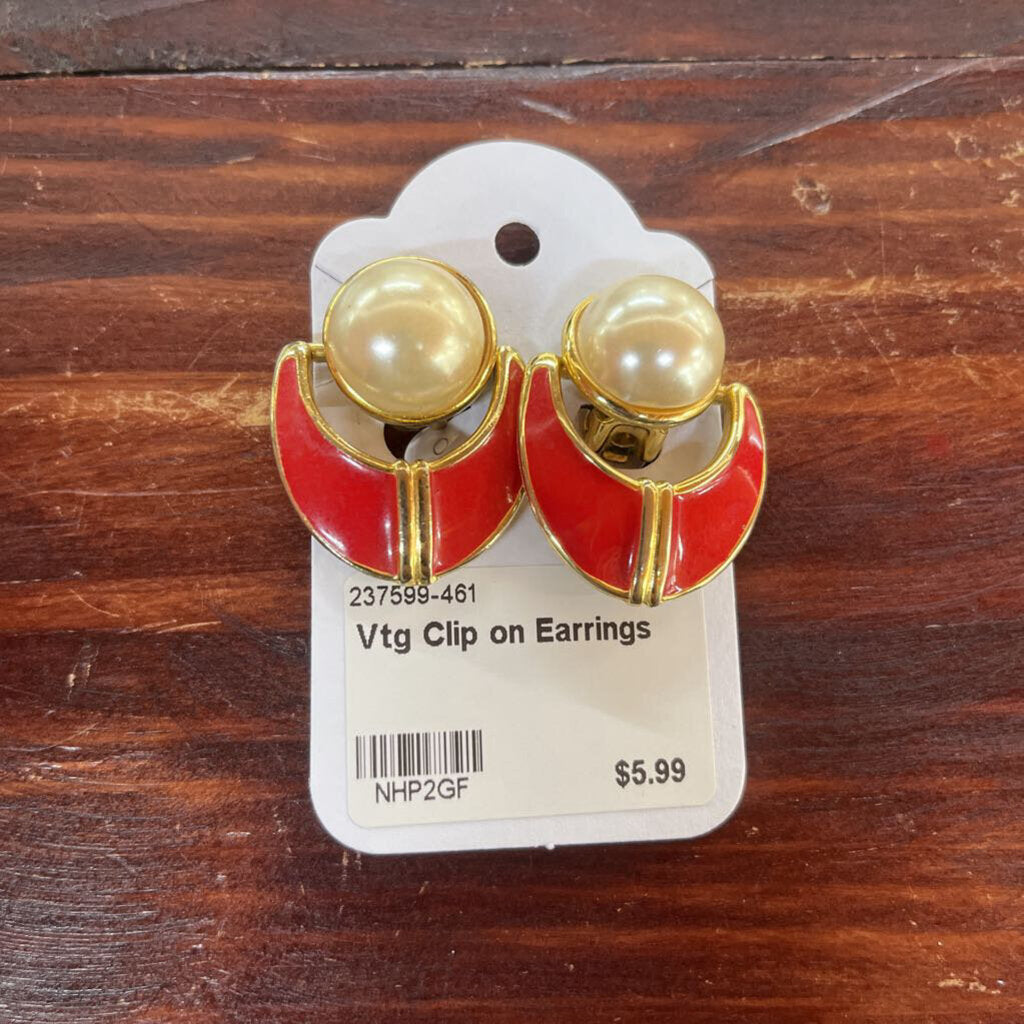 VINTAGE CLIP ON EARRINGS-Thriftique Marketplace