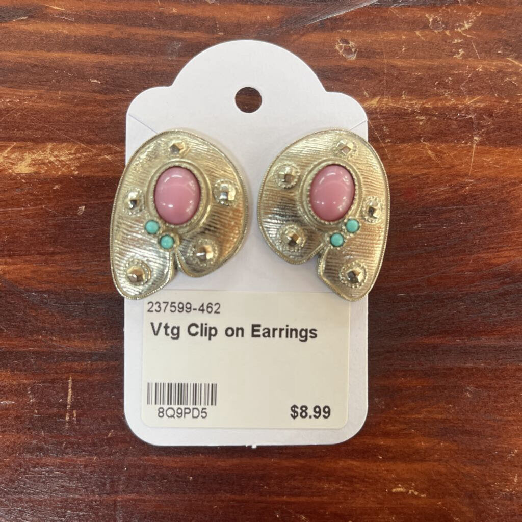 VINTAGE CLIP ON EARRINGS-Thriftique Marketplace