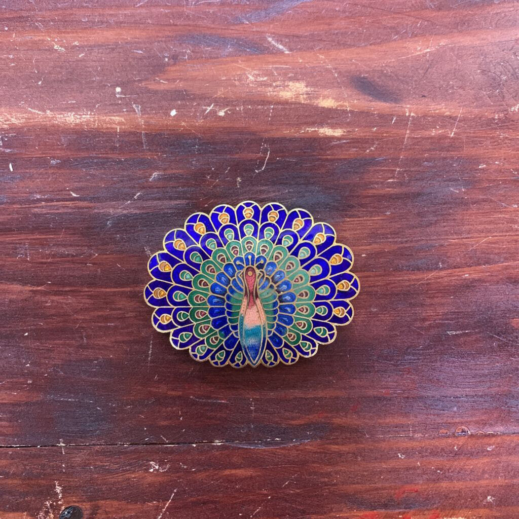 VTG CLOISONNE PEACOCK BELT BUCKLE-Thriftique Marketplace