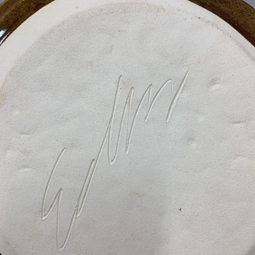 DOUBLE TWIST HANDLE POTTERY DISH