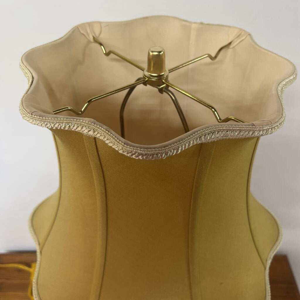 Tall table lamp