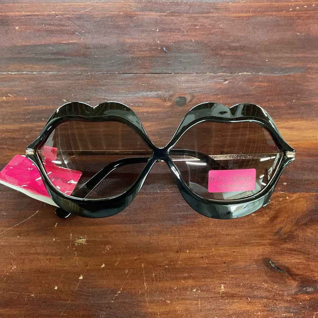 NEW BLACK BETSY JOHNSON SUNGLASSES