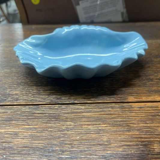 BLUE CERAMIC CLAM DISH