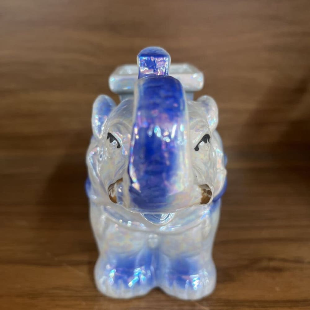 BLUE & WHITE ELEPHANT TEALIGHT HOLDER