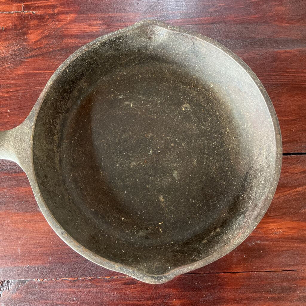 Thriftique Marketplace-OLD LODGE 6 INCH CAST IRON SKILLET USA