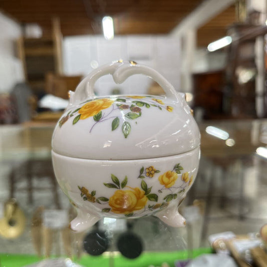 YELLOW FLOWER FOOTED TRINKET BOX