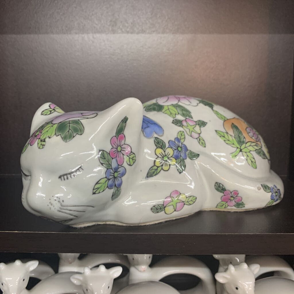 CHINOISERIA SLEEPING CAT PORCELAIN FIGURINE