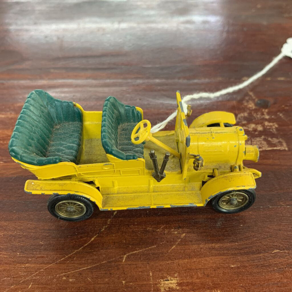 VTG YELLOW ENGLISH MODEL CAR-Thriftique Marketplace