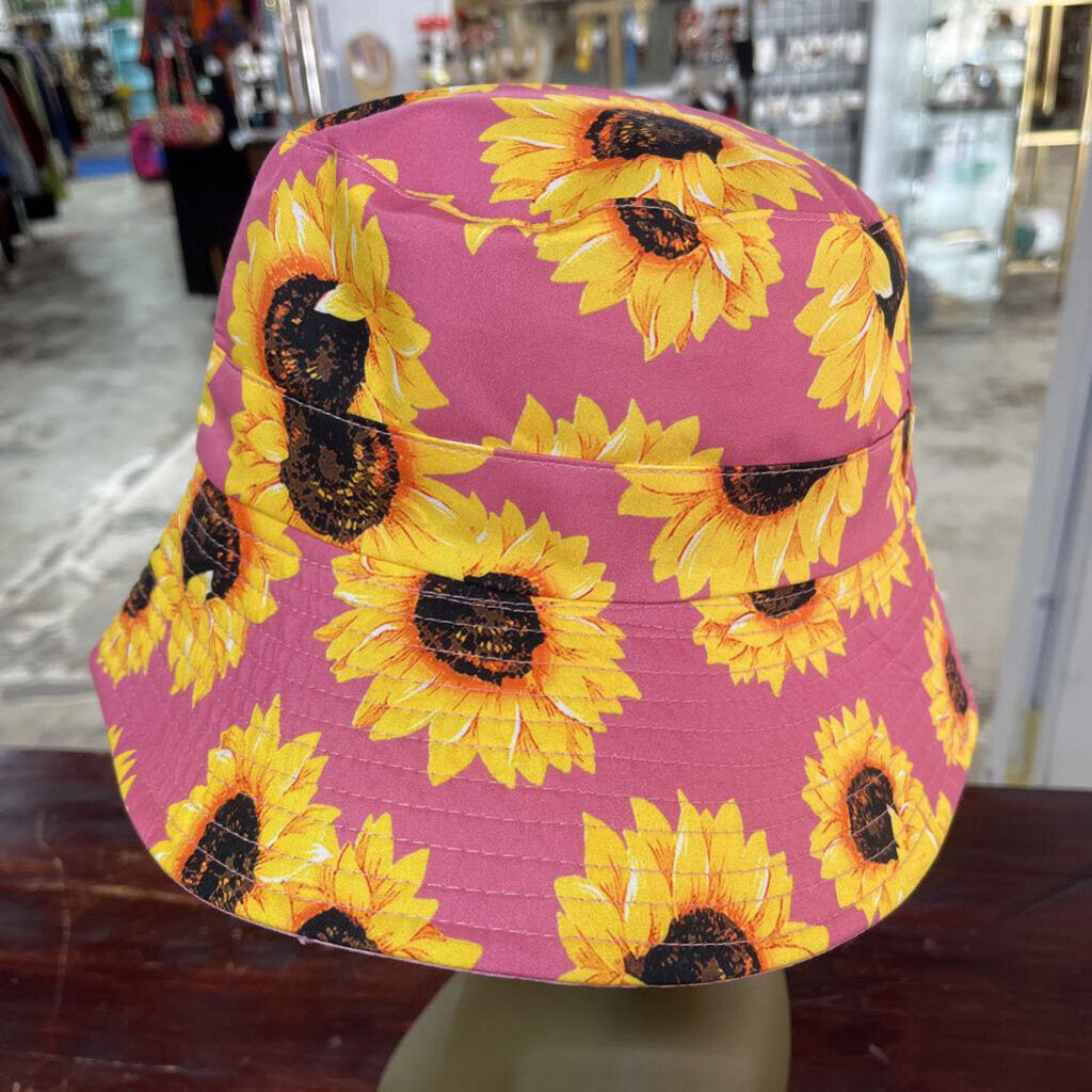 NEW BUCKET HAT