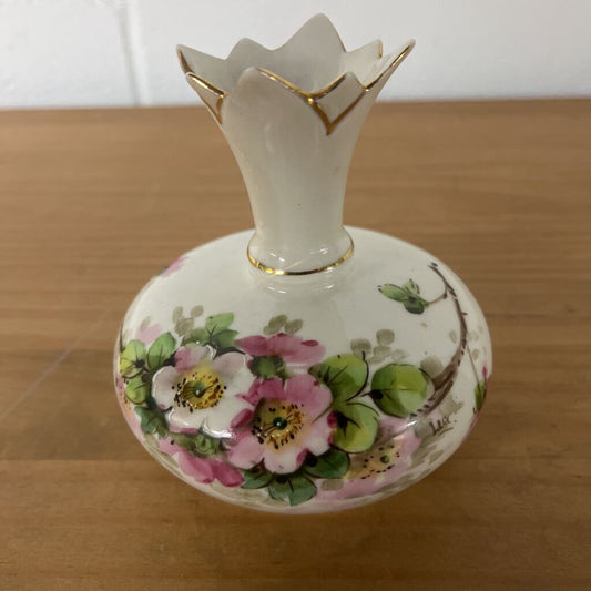 VINTAGE WEISLEY CHINA VASE