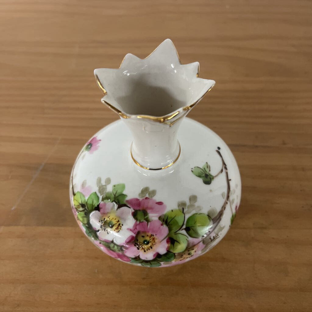 VINTAGE WEISLEY CHINA VASE