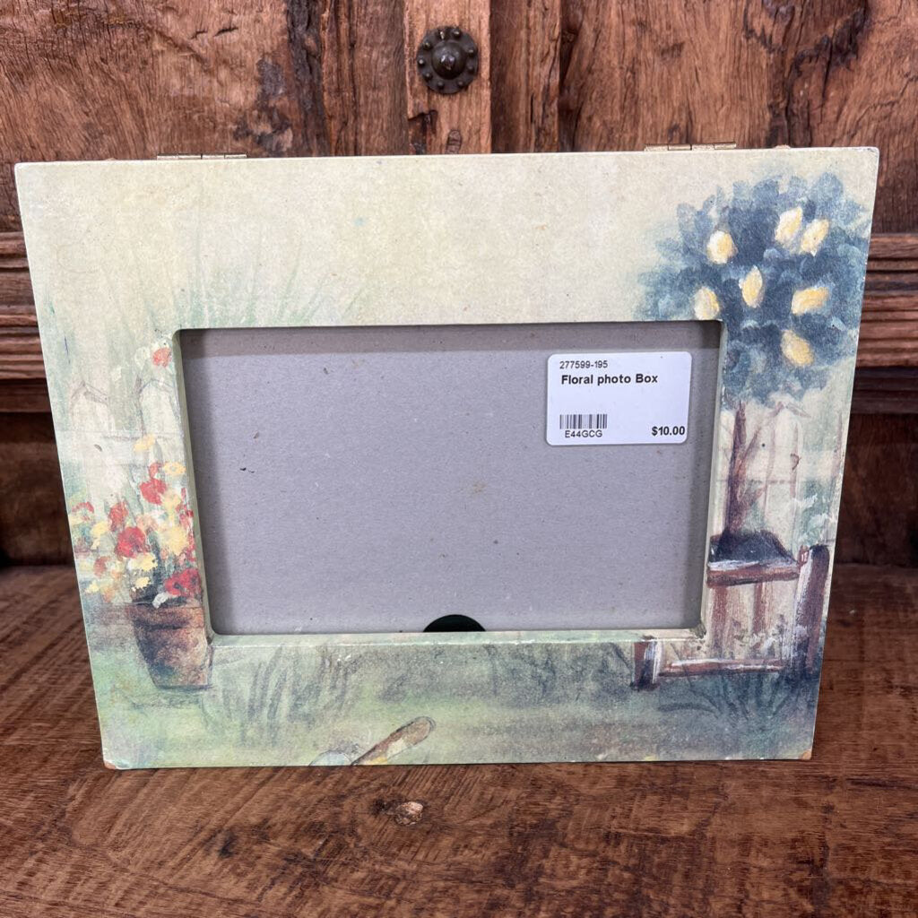 FLORAL PHOTO BOX-Thriftique Marketplace