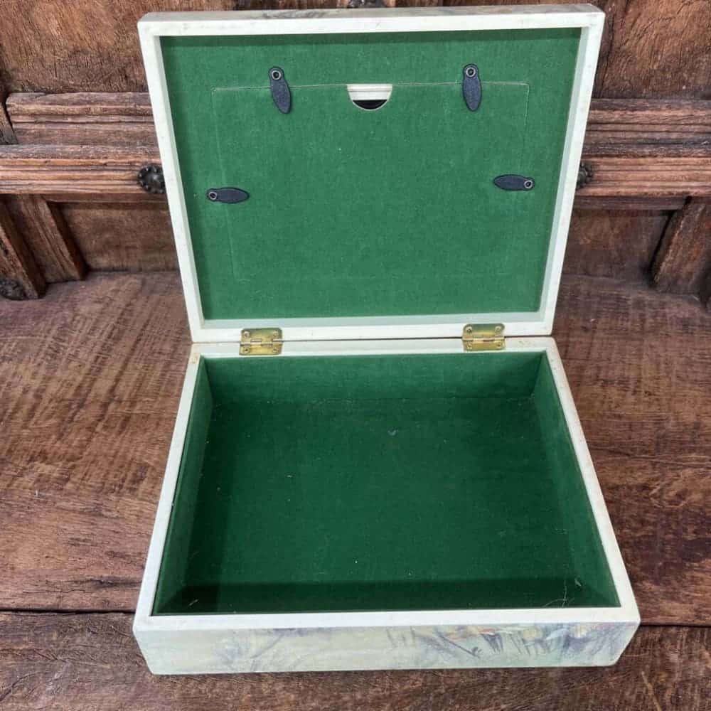 FLORAL PHOTO BOX