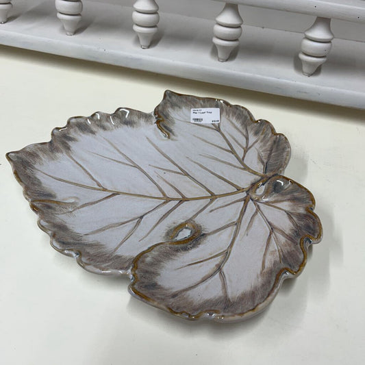 PIER 1 LEAF TRAY-Thriftique Marketplace