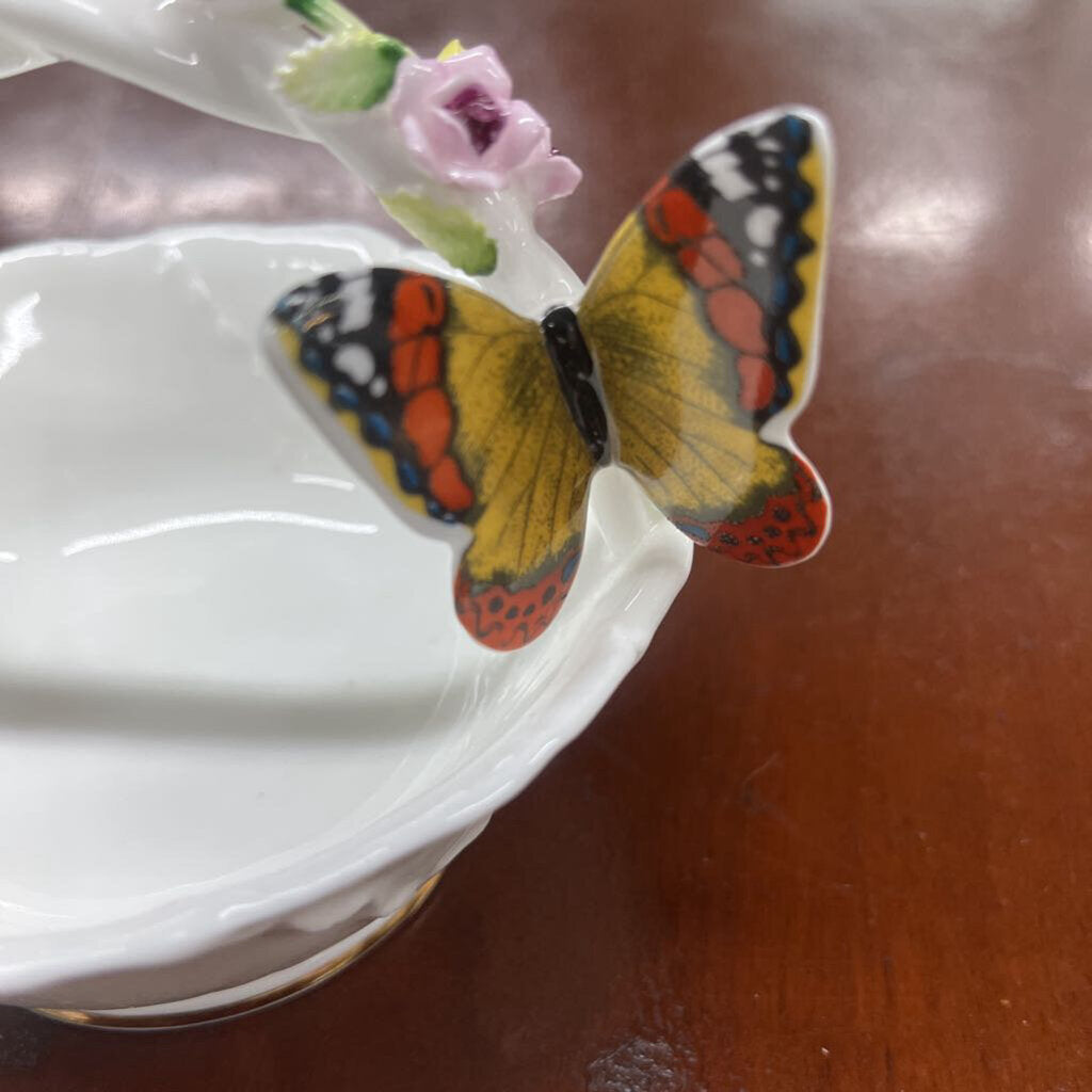 BONE CHINA BUTTERFLY BASKET-Thriftique Marketplace