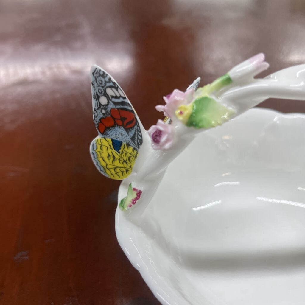 BONE CHINA BUTTERFLY BASKET-Thriftique Marketplace