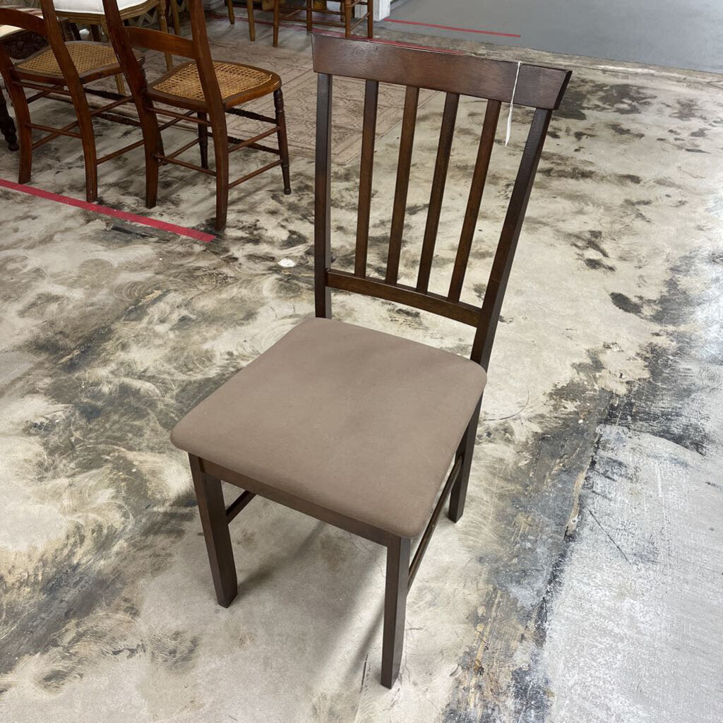 STRAIGHT CHAIR-Thriftique Marketplace