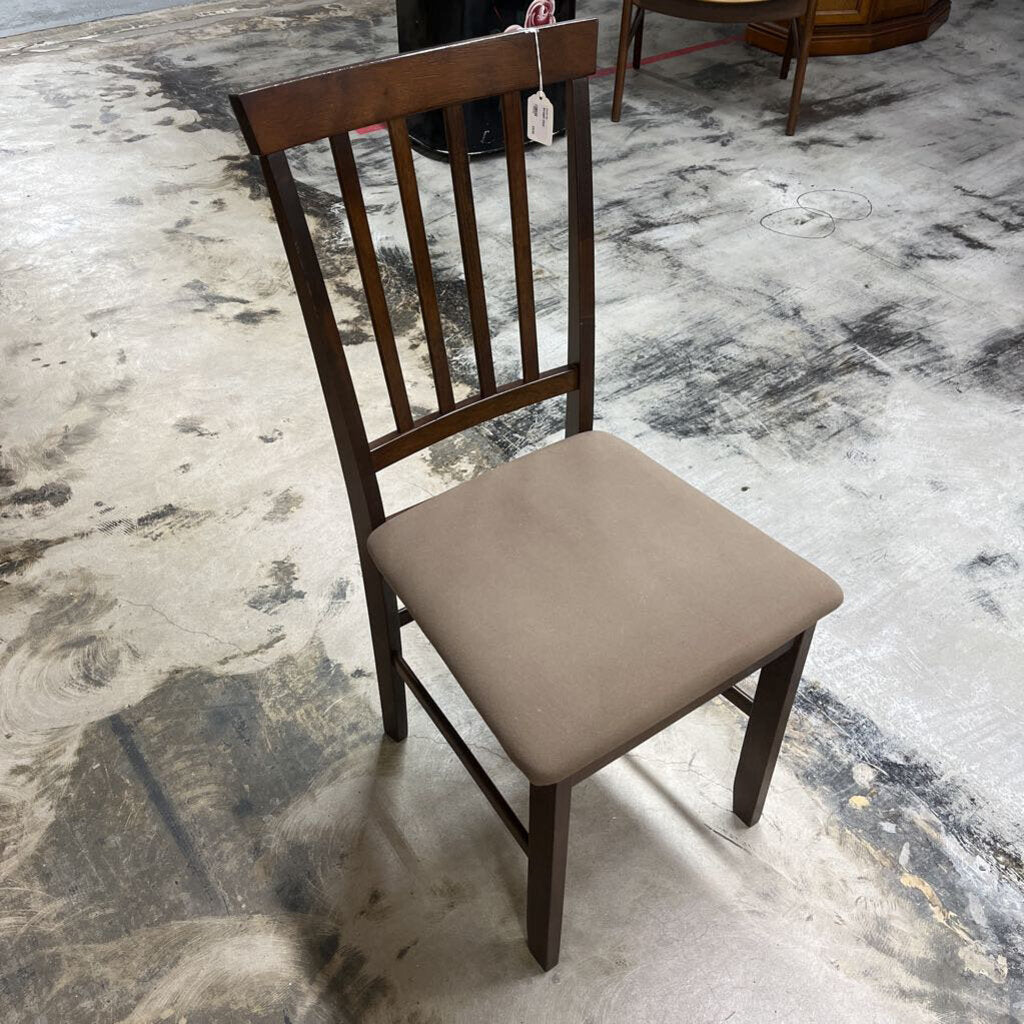 STRAIGHT CHAIR-Thriftique Marketplace