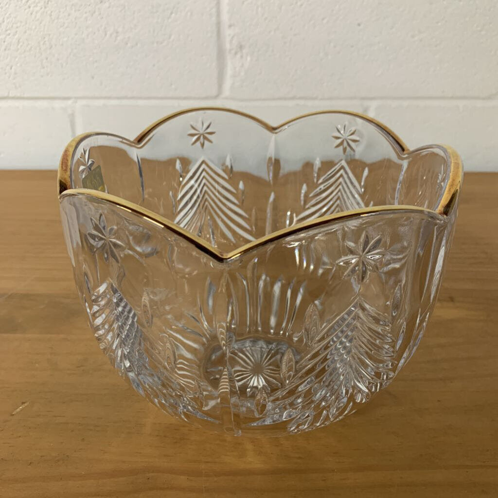 MIKASA CRYSTAL CHRISTMAS TREE BOWL