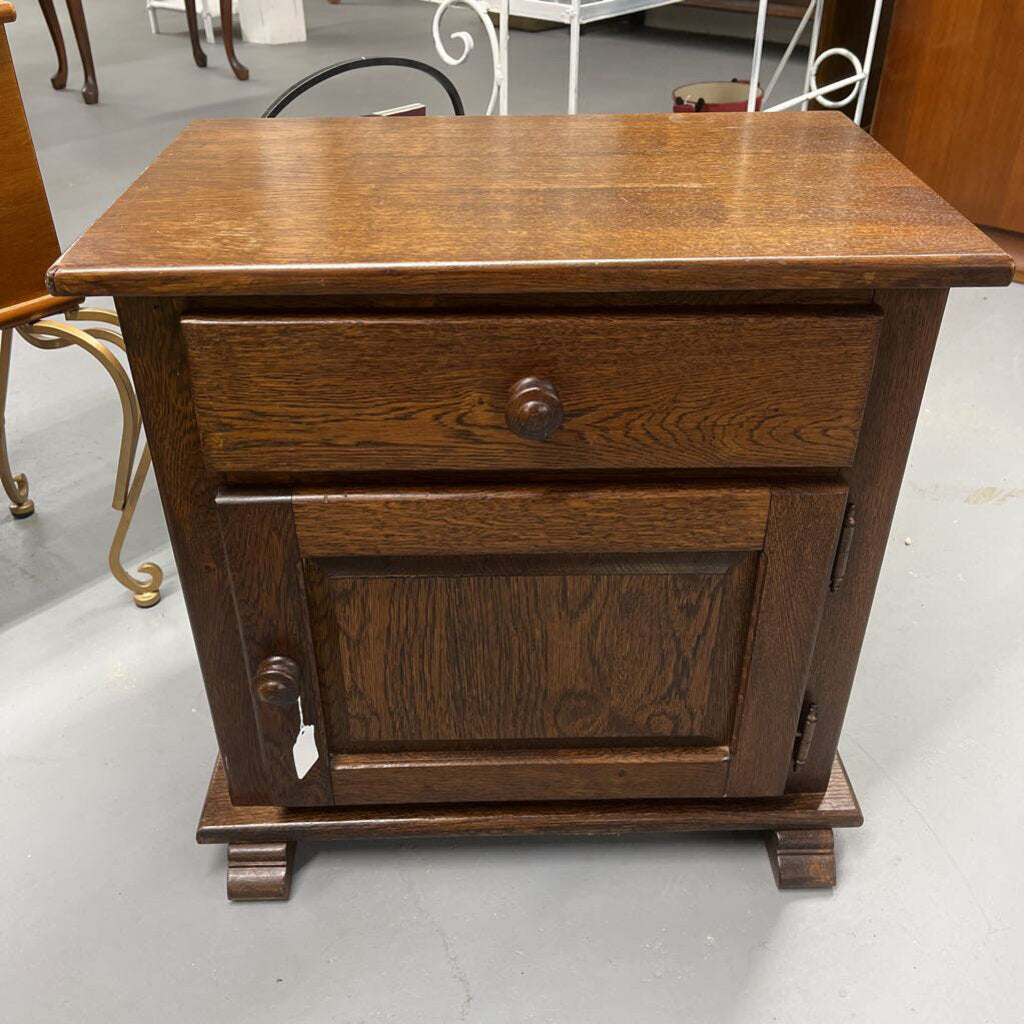 SOLID WOOD BEDSIDE CHEST-Thriftique Marketplace