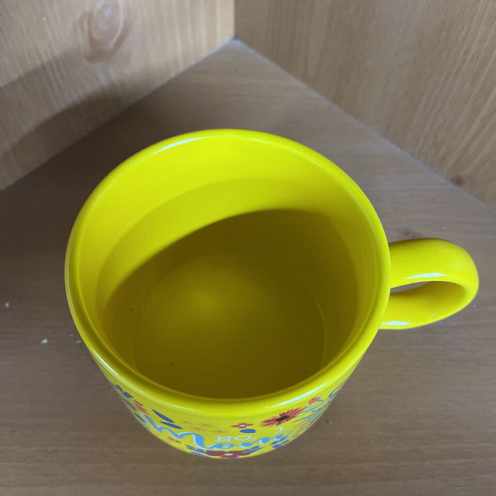 YELLOW MOM CUP