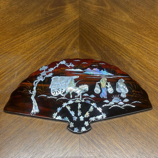 LACQUERED WOOD WITH MOTHER OF PEARL