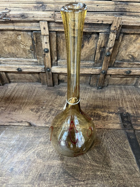 TALL ART GLASS AMBER/RED VASE