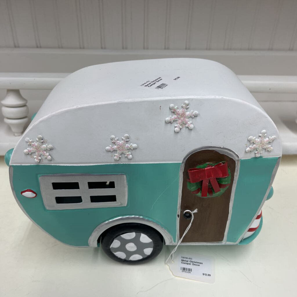 METAL CHRISTMAS CAMPER DECOR