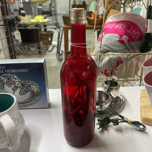 RED BOTTLE WITH LIGHTS