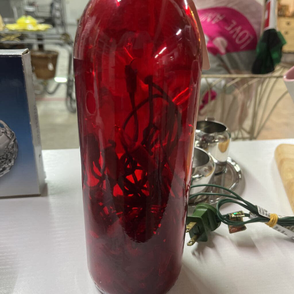 RED BOTTLE WITH LIGHTS