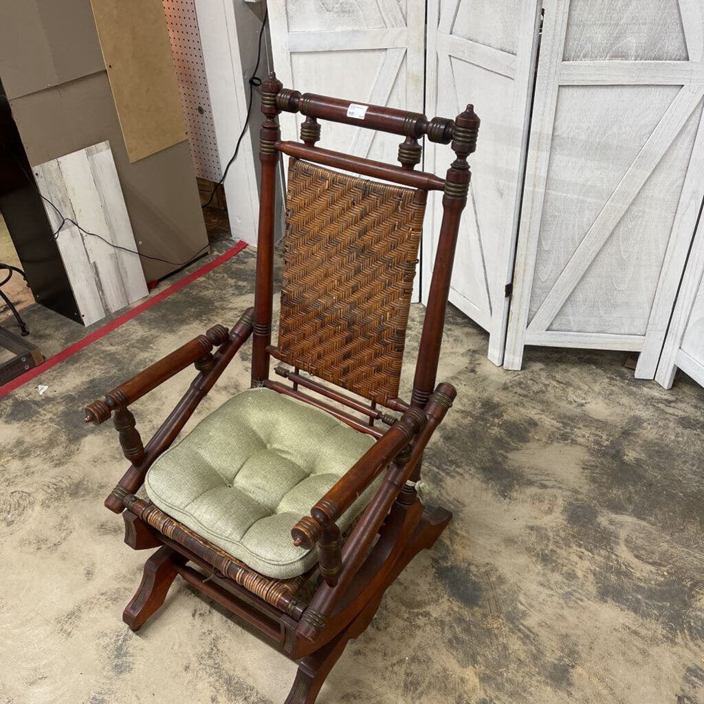 ANTIQUE PLATFORM ROCKER