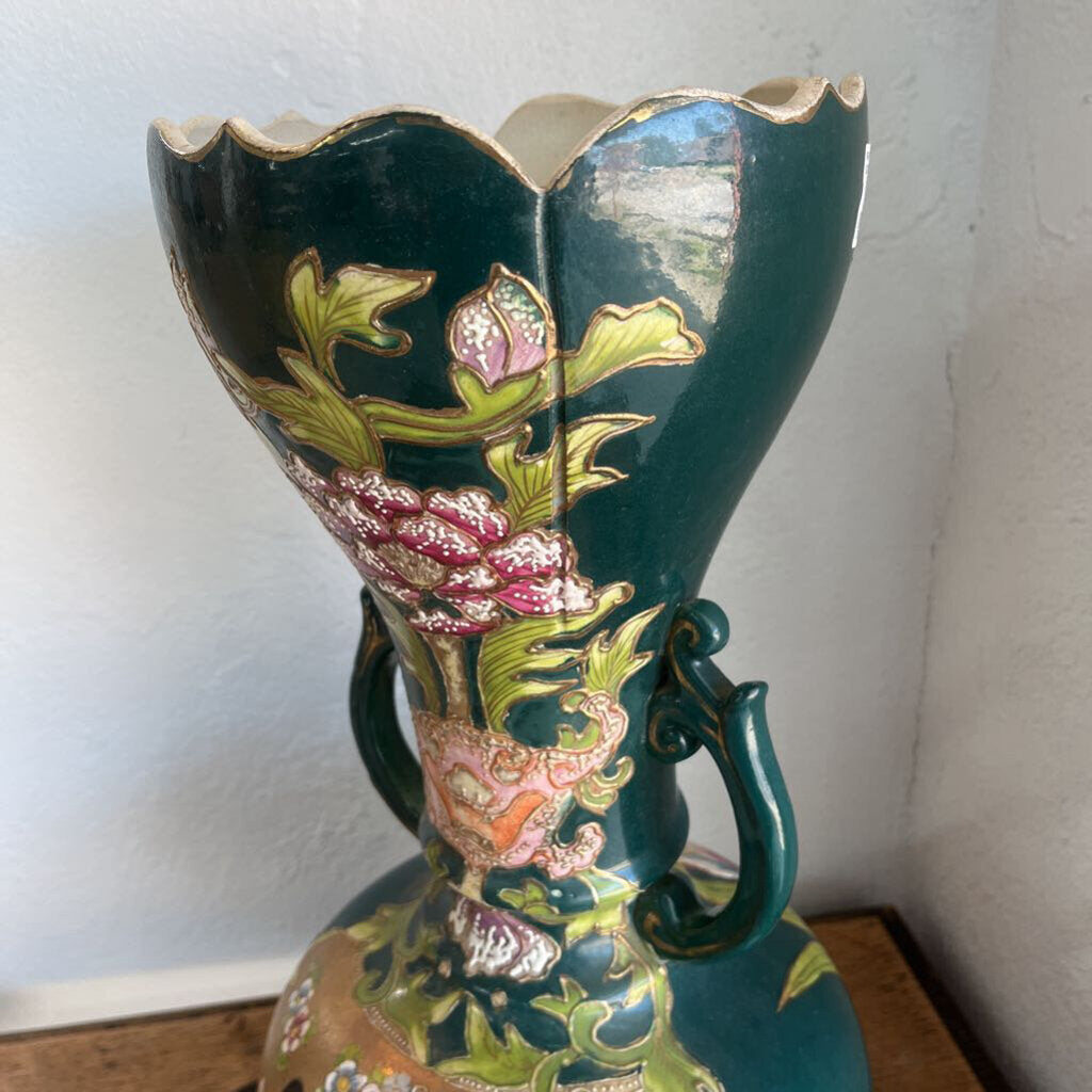 SATSUMA VASE