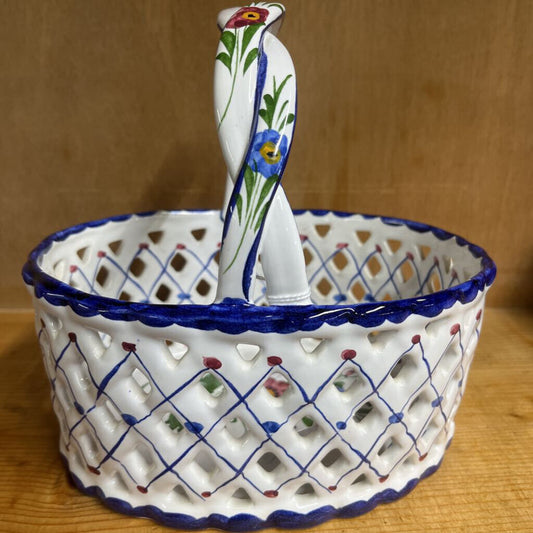 HAND PAINTED BLUE/WHITE CERAMIC BASKET