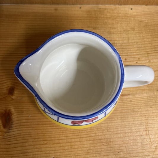 CIC Yellow Blue Creamer