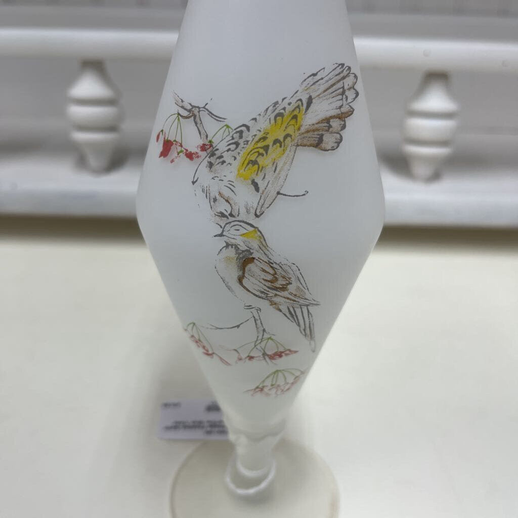 VINTAGE FROSTED SATIN SPARROW BUD VASE