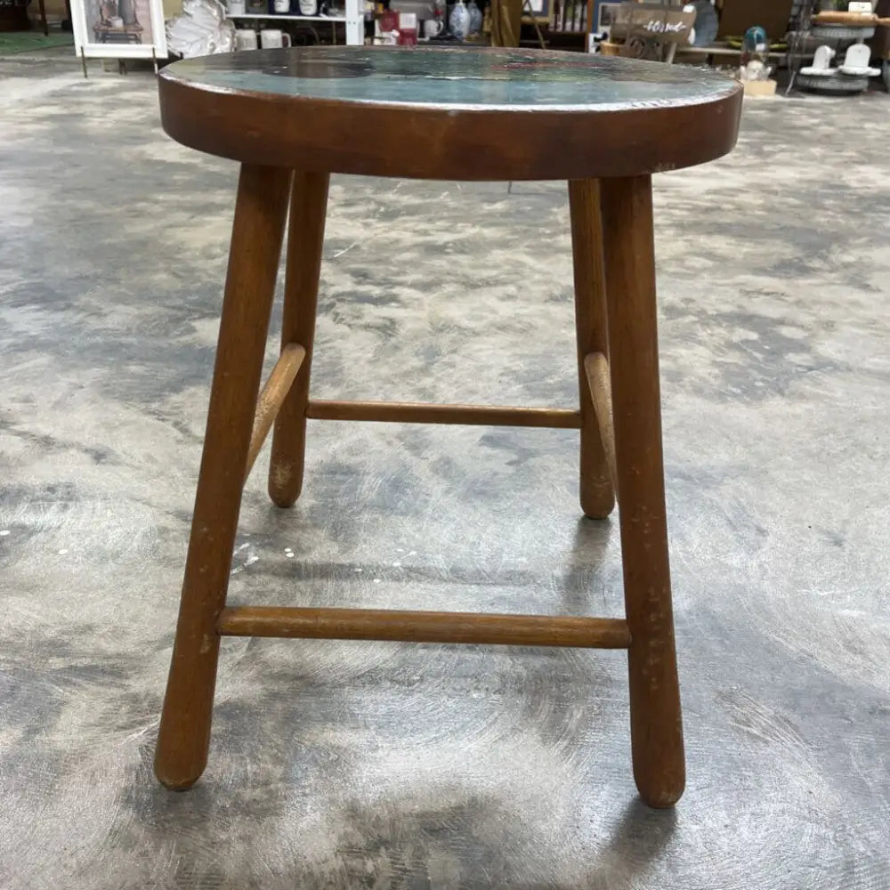 VINTAGE PAINTED FARM WOOD STOOL