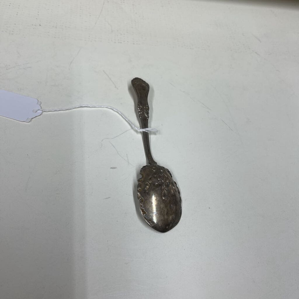 VINTAGE SILVERWARE SUGAR/BERRY SPOON-Thriftique Marketplace