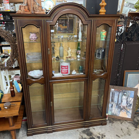 DISPLAY CHINA CABINET