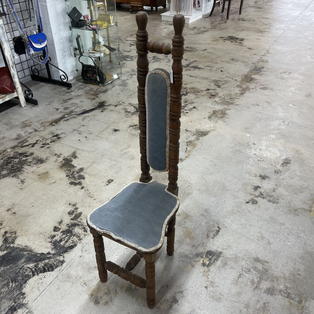 OLD BLUE VALET/PRAYER CHAIR (AS IS)
