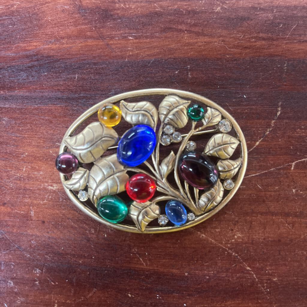 Vintage Oval Cabochon Art Nouveau Broach with Earrings Demi Parure
