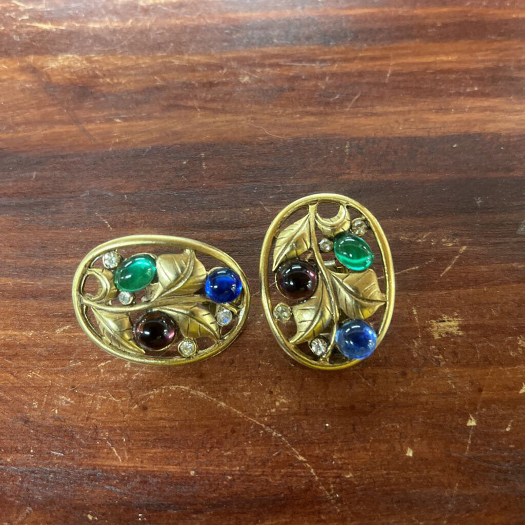 Vintage Oval Cabochon Art Nouveau Broach with Earrings Demi Parure