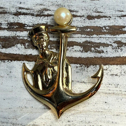 VINTAGE ANCHOR SAILOR BOY BROOCH MJENT