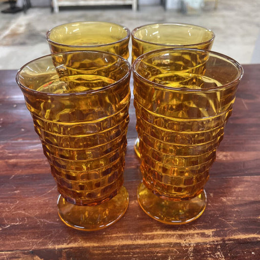 SET OF 4 VINTAGE GLASSES